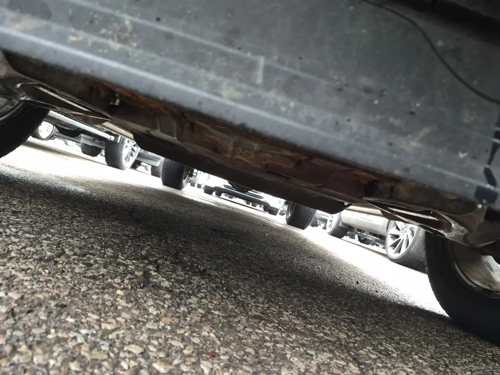 Undercarriage - Front Photo