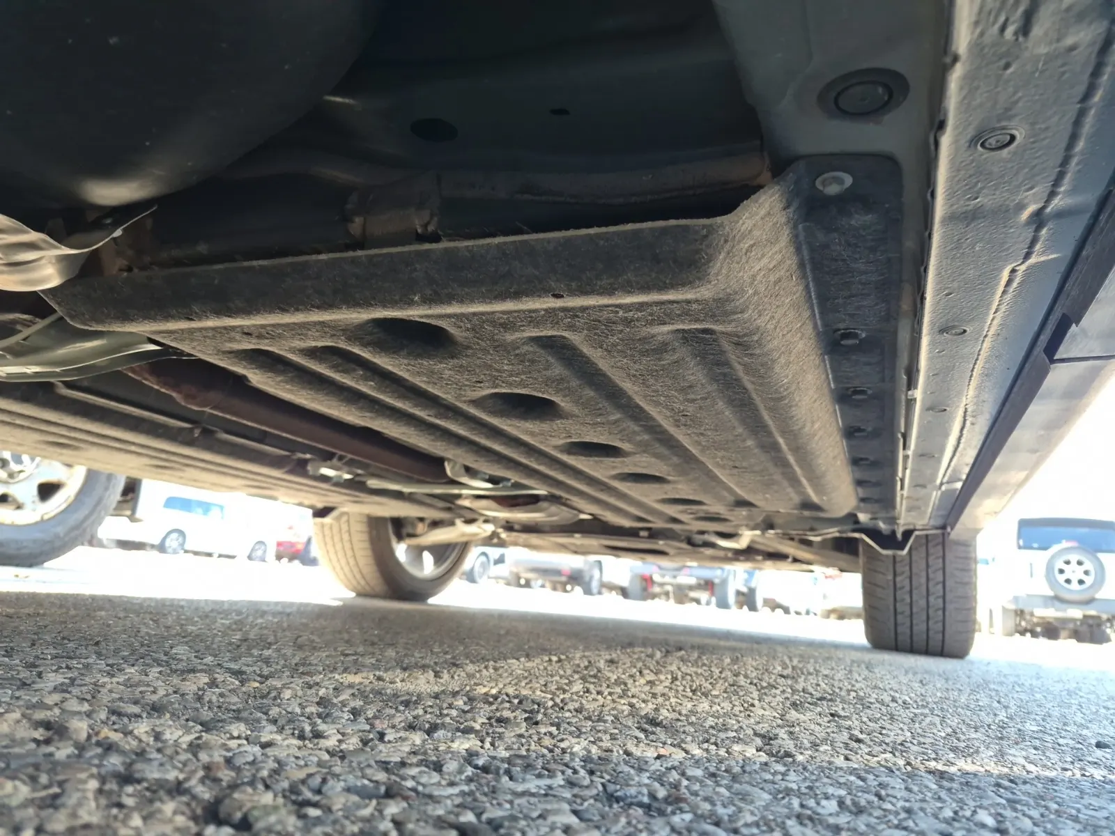 Undercarriage - Passenger Photo