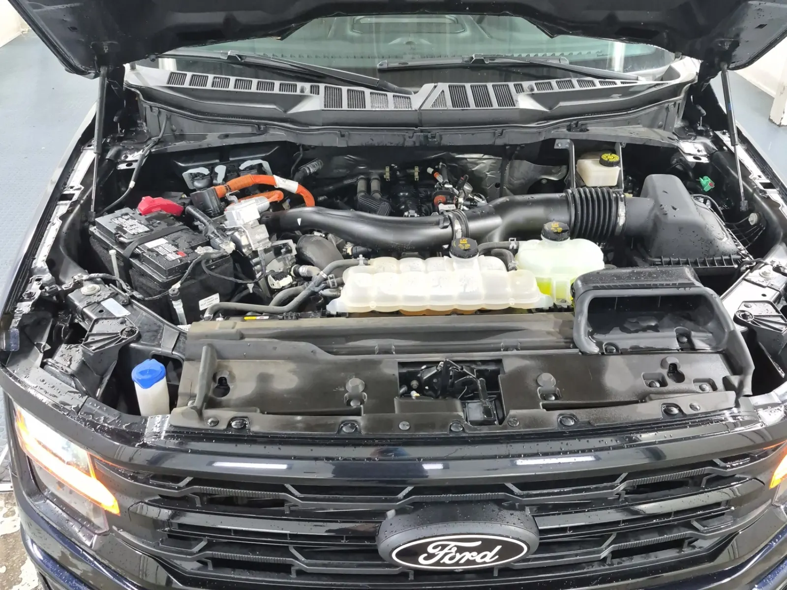 Engine Photo