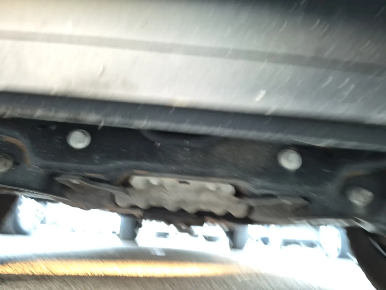 Undercarriage - Front Photo