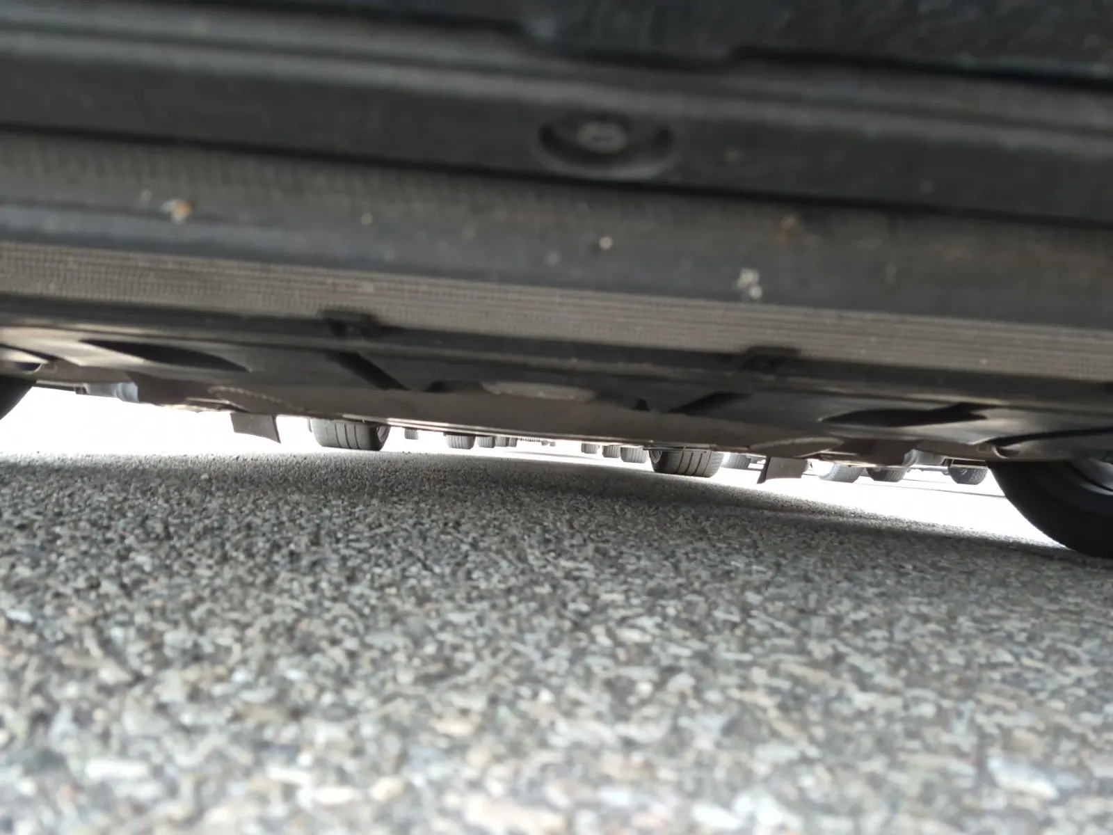 Undercarriage - Front Photo