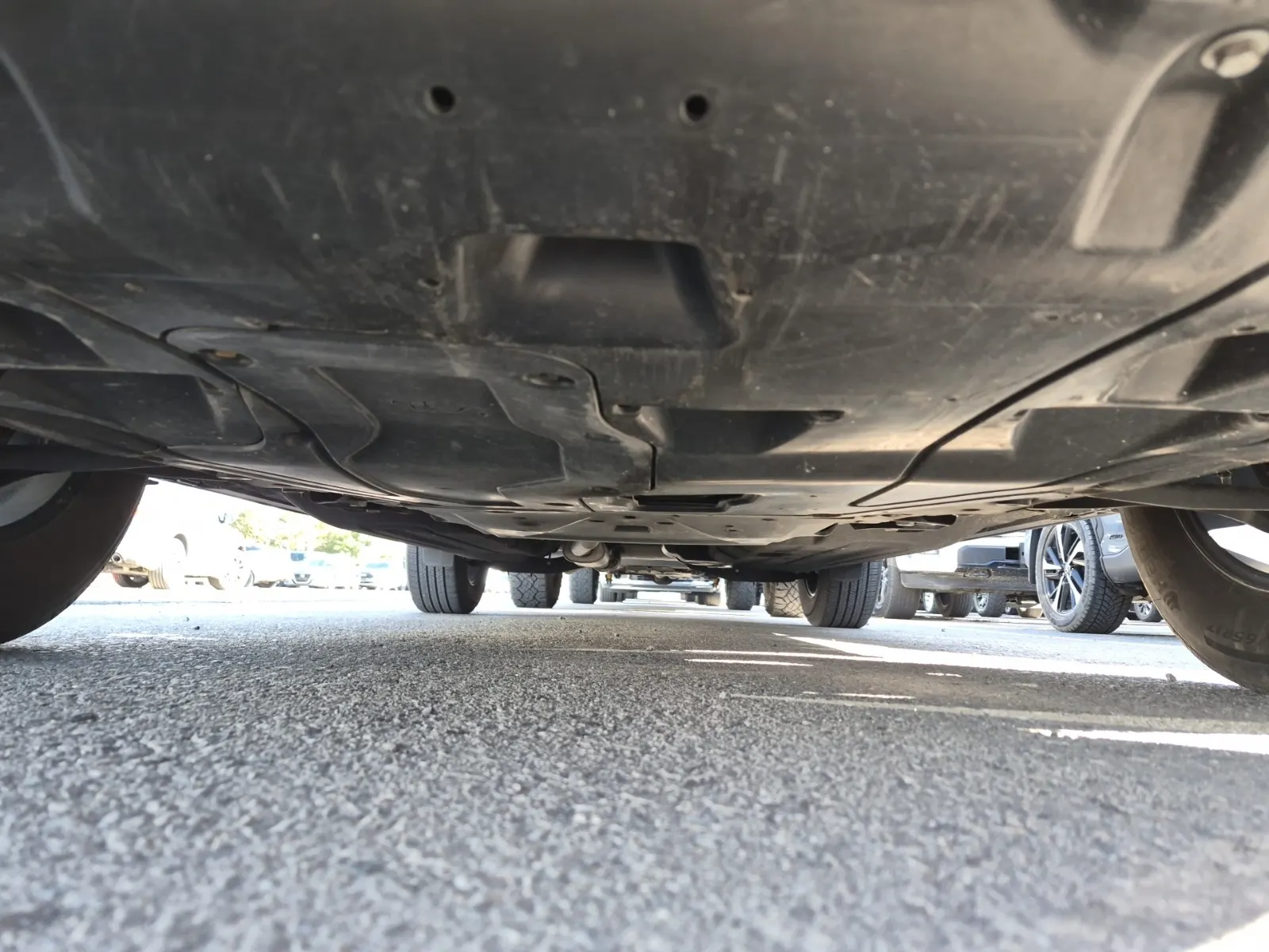 Undercarriage - Front Photo