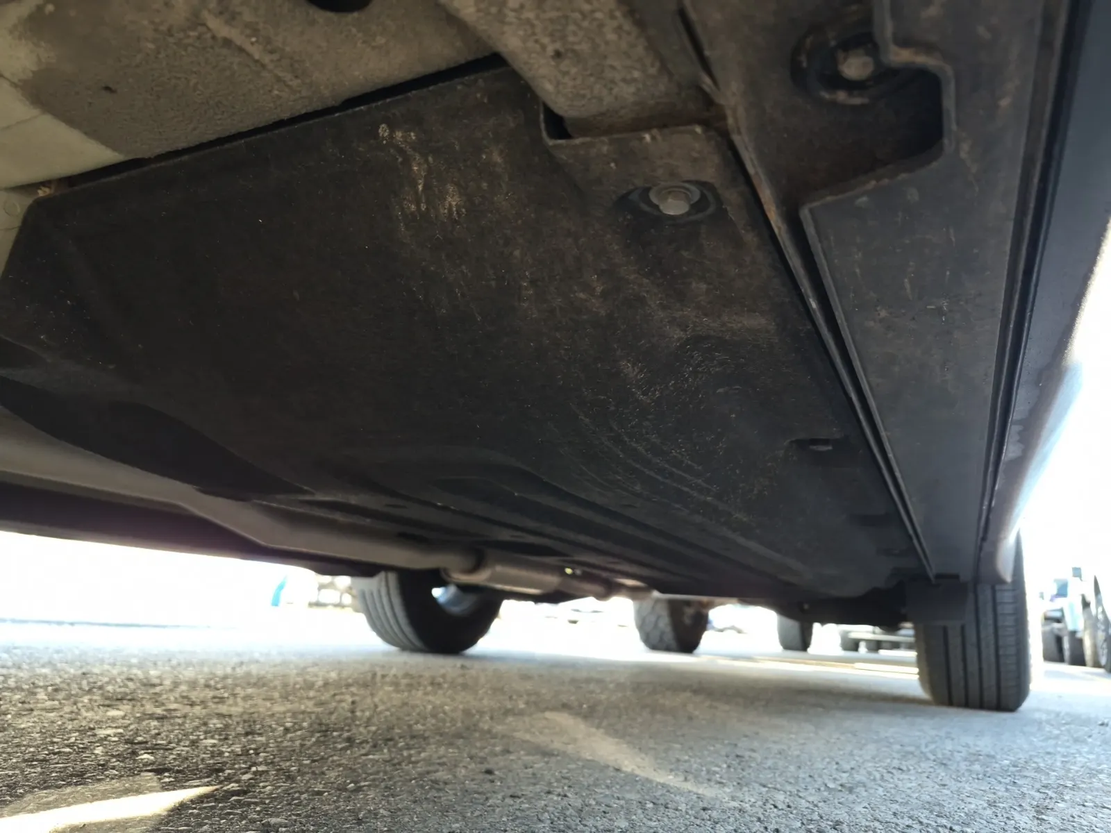 Undercarriage - Driver Photo