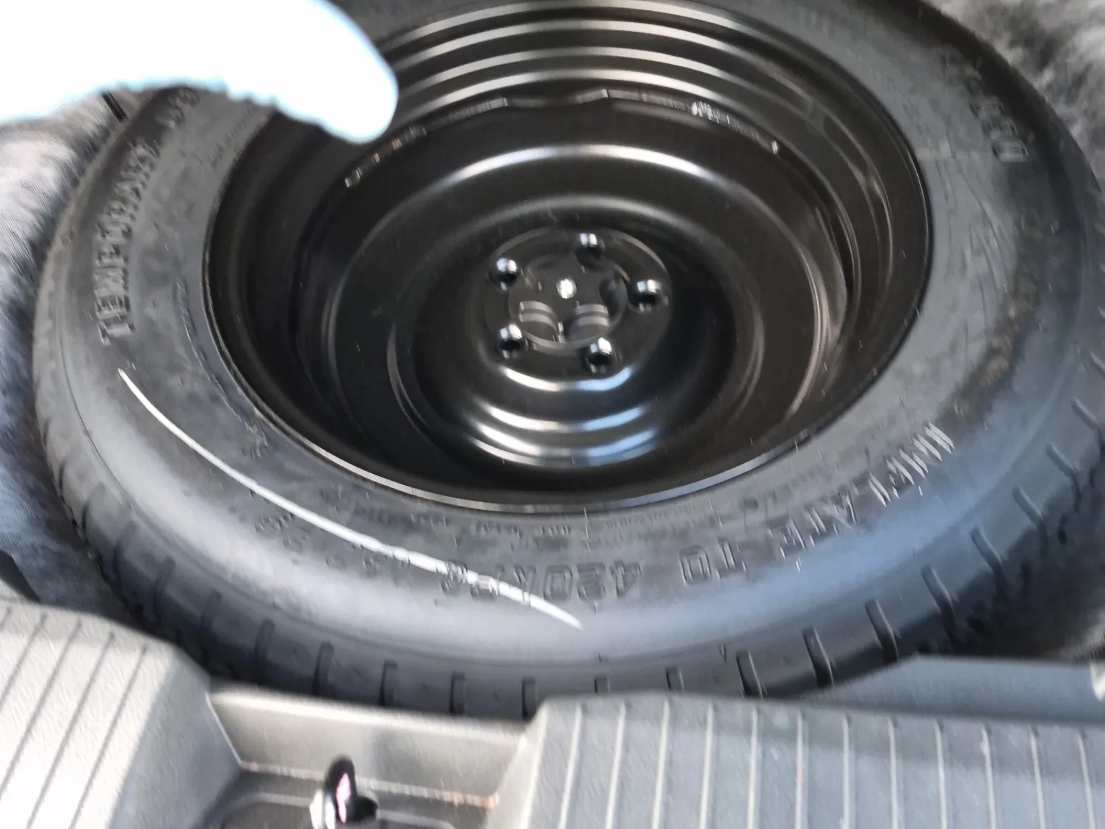 Spare Tire & Wheel Photo