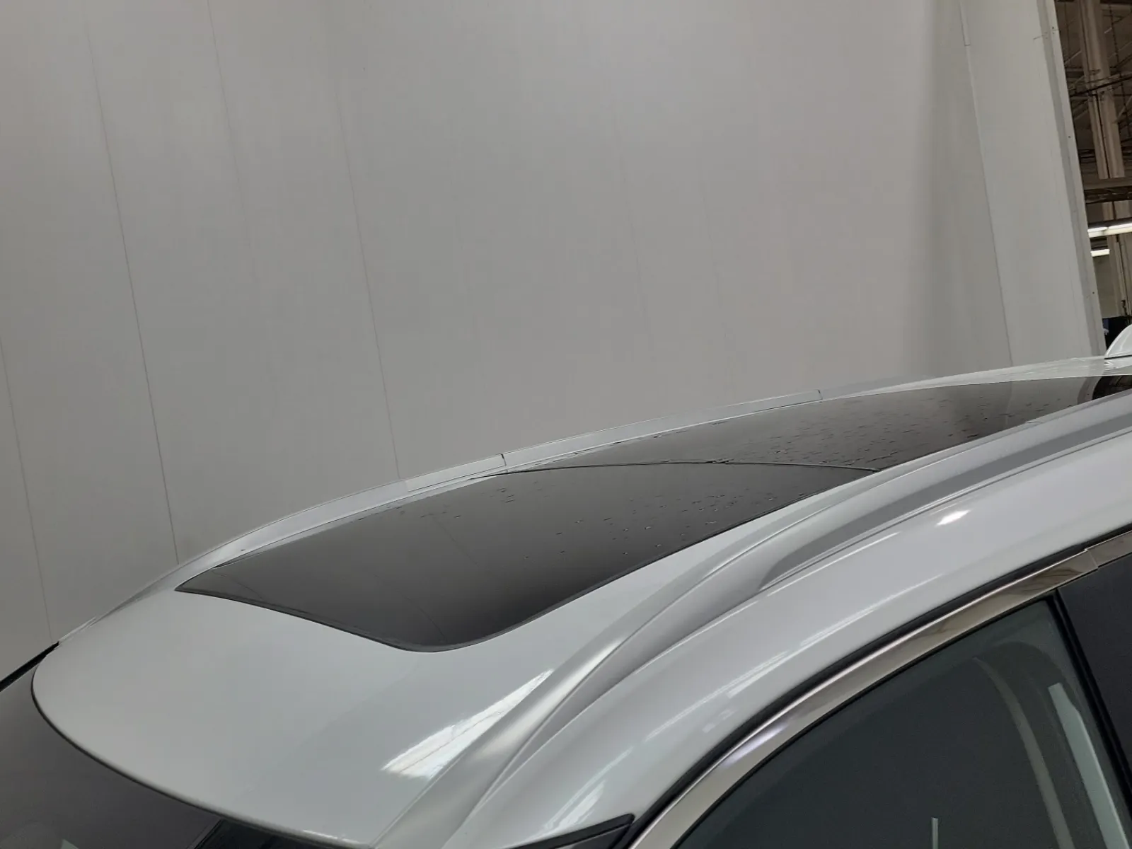 Exterior Roof Photo
