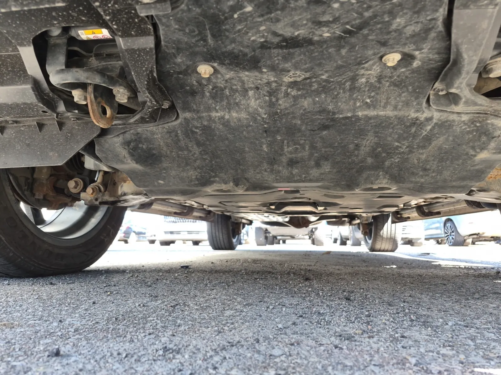 Undercarriage - Front Photo