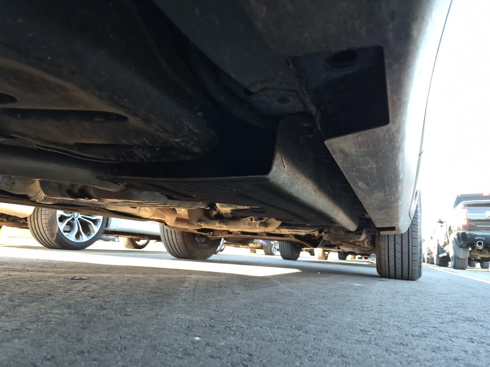 Undercarriage - Passenger Photo