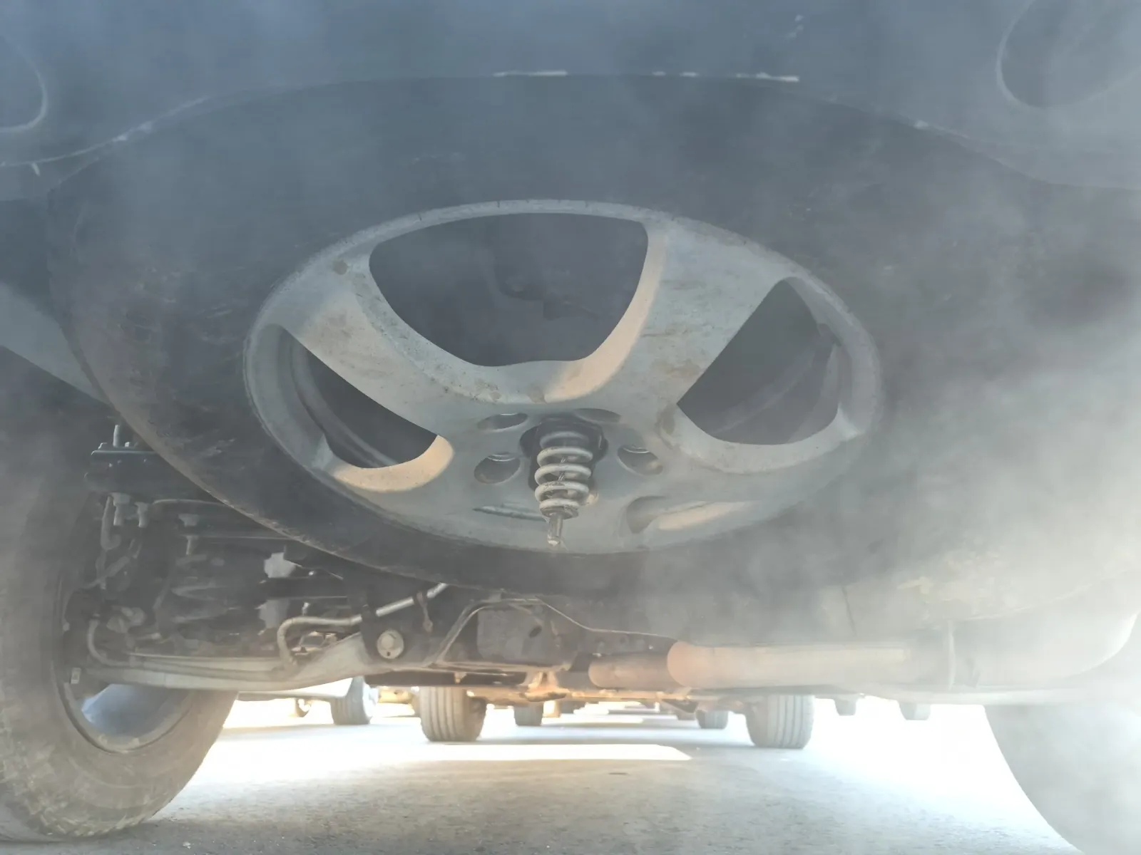 Spare Tire & Wheel Photo