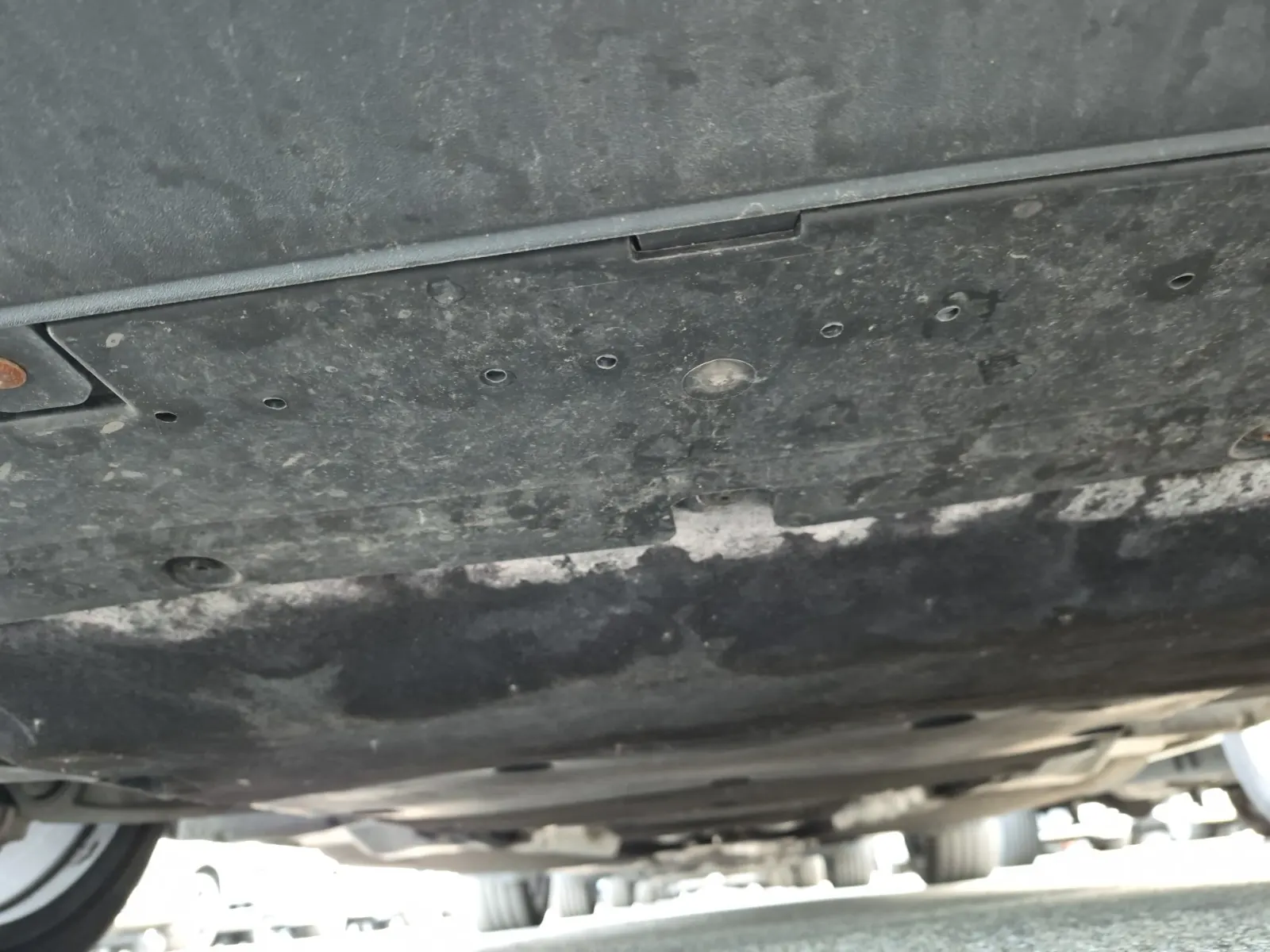 Undercarriage - Front Photo