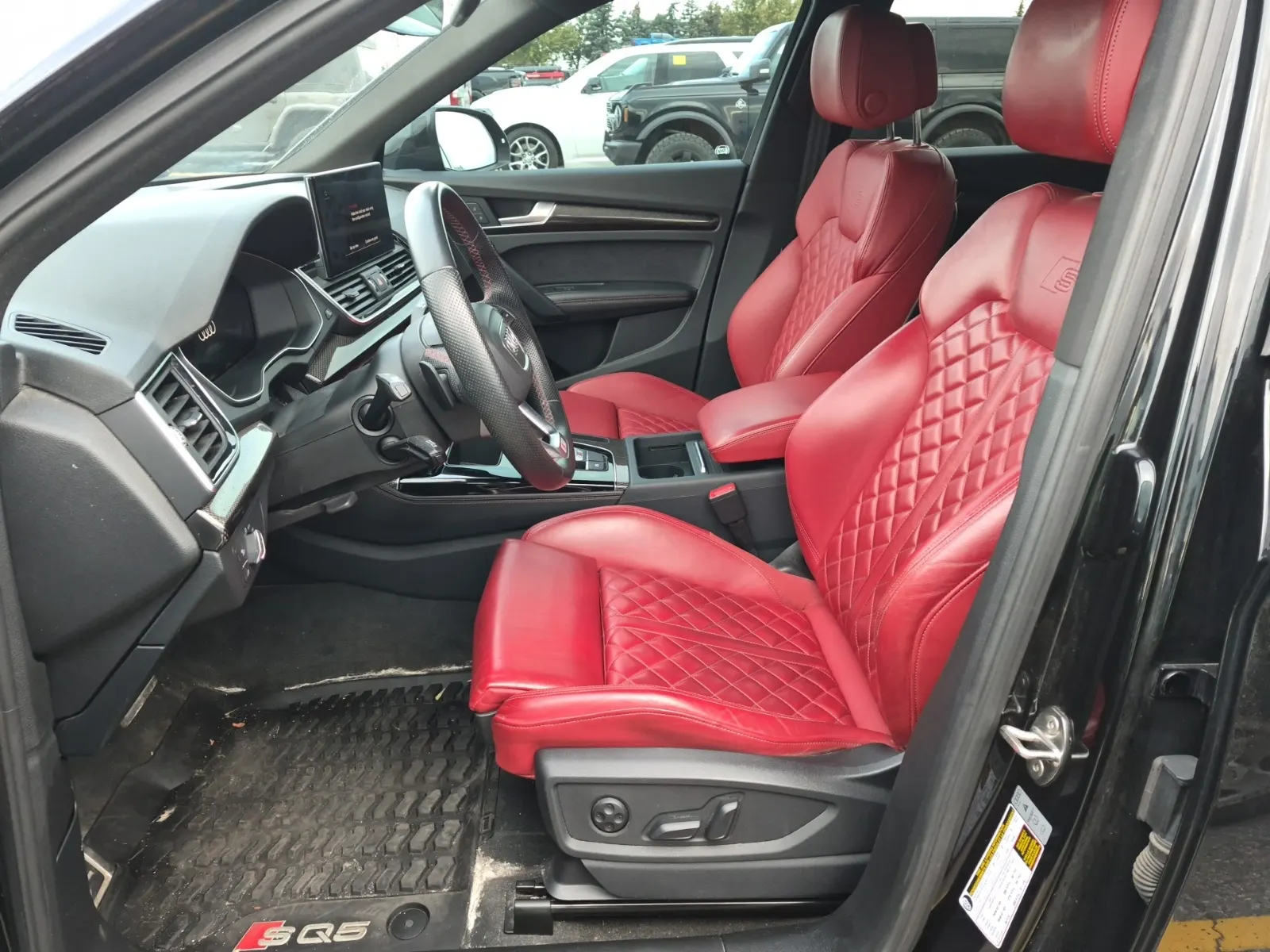 Front Interior Photo