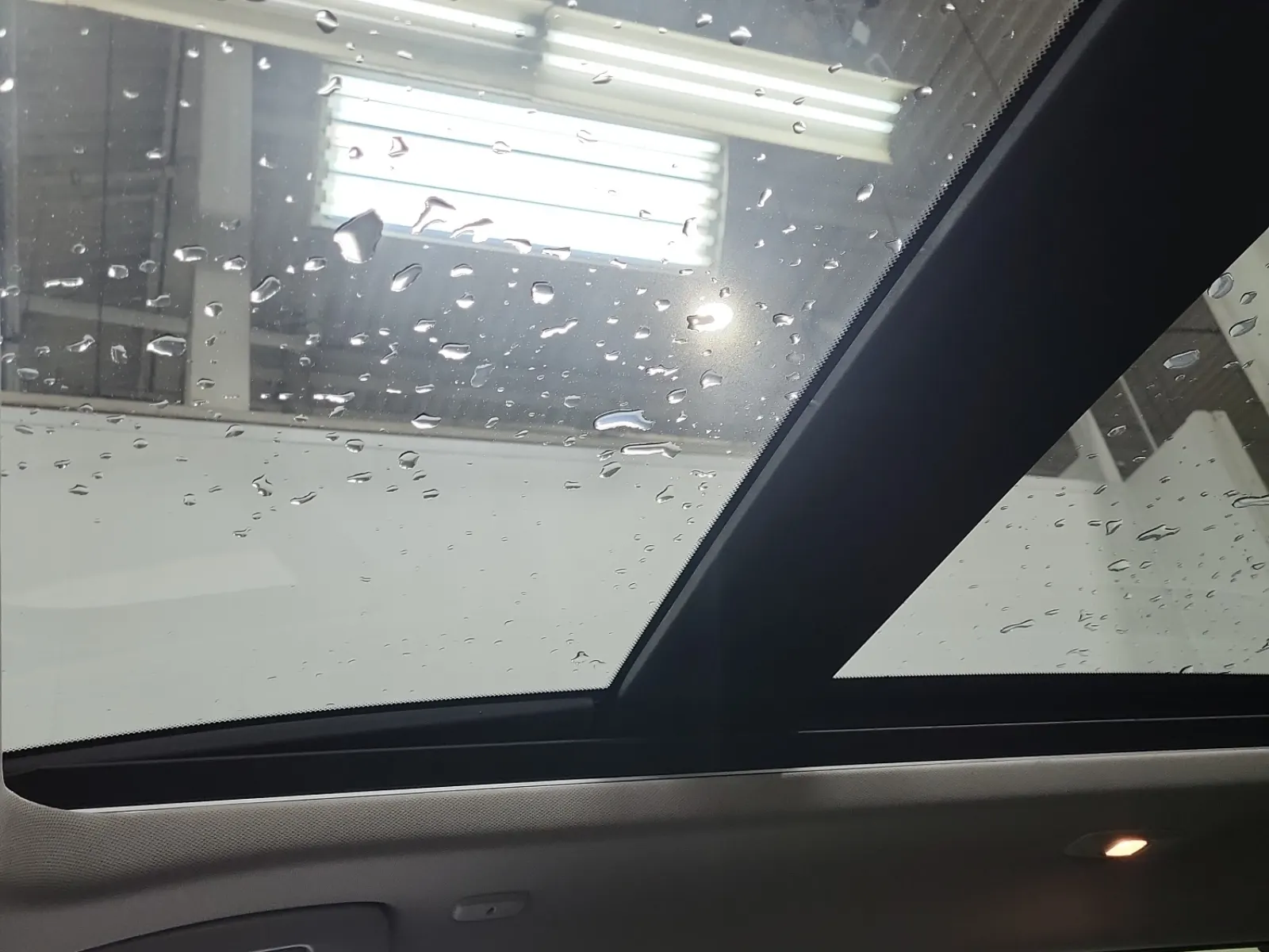 Interior Roof Photo