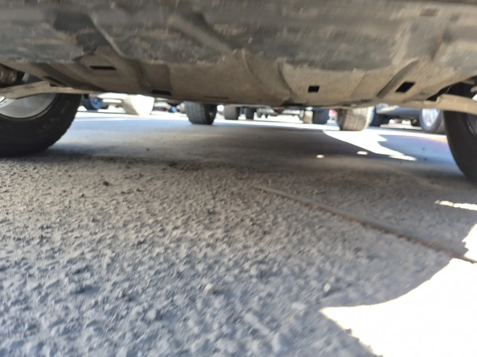 Undercarriage - Front Photo