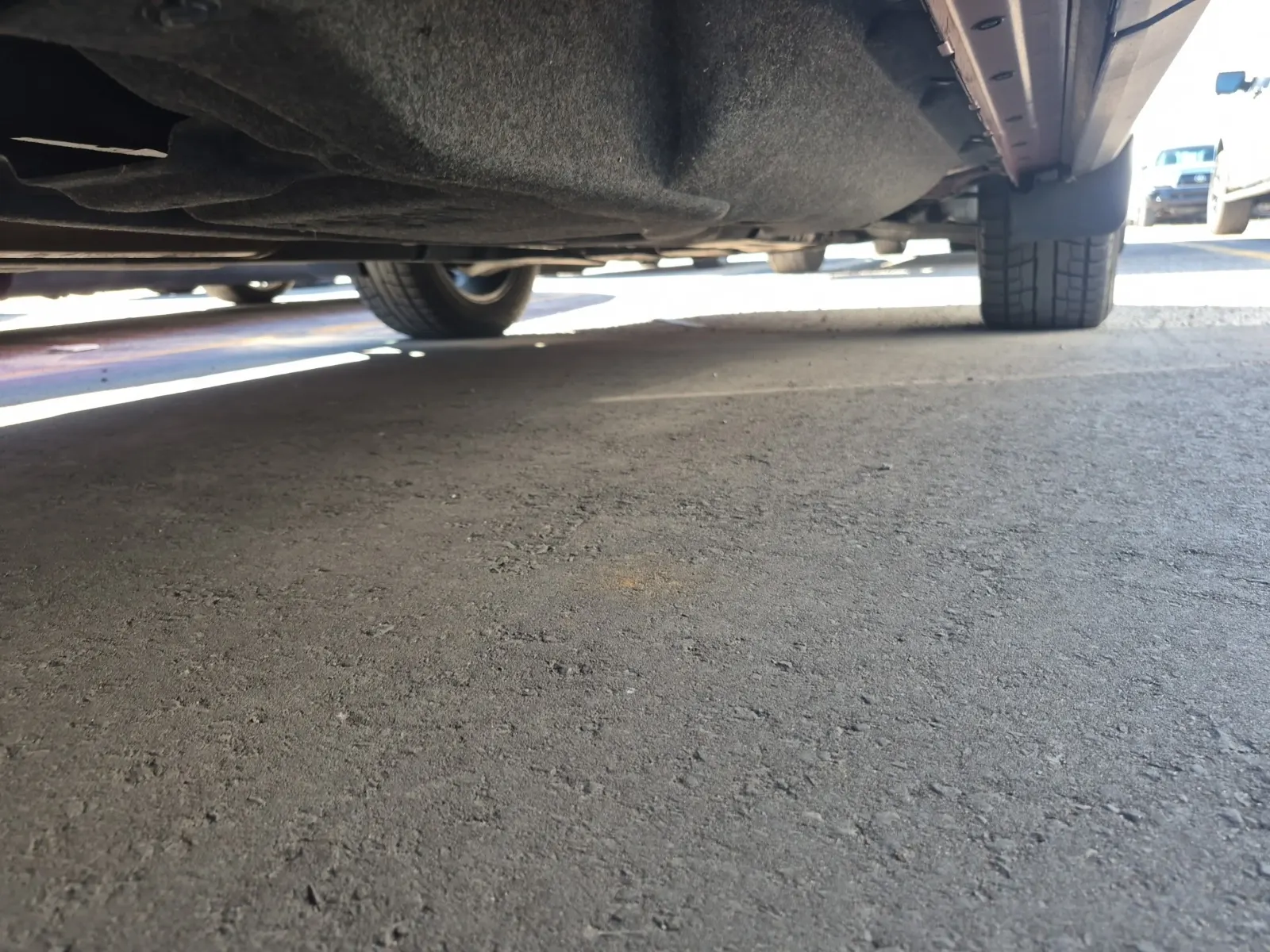 Undercarriage - Passenger Photo