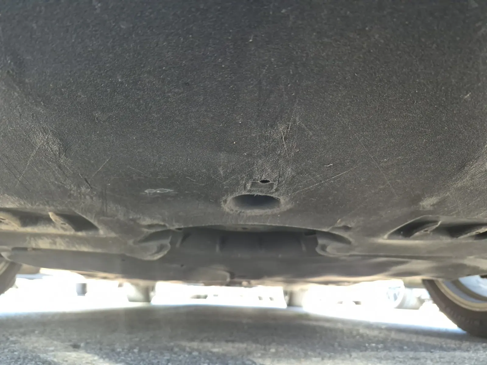 Undercarriage - Front Photo