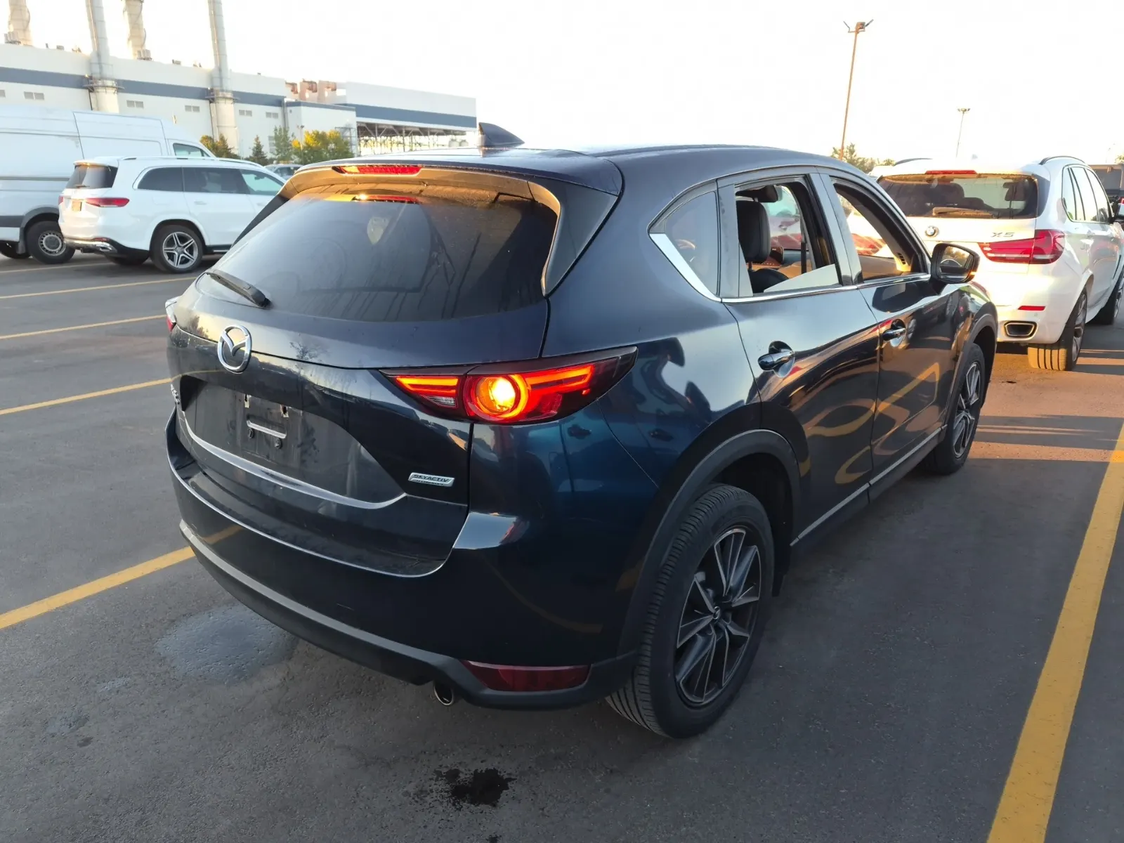 Passenger Rear 3/4 Photo