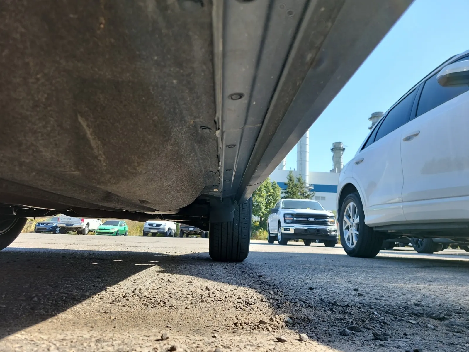 Undercarriage - Driver Photo