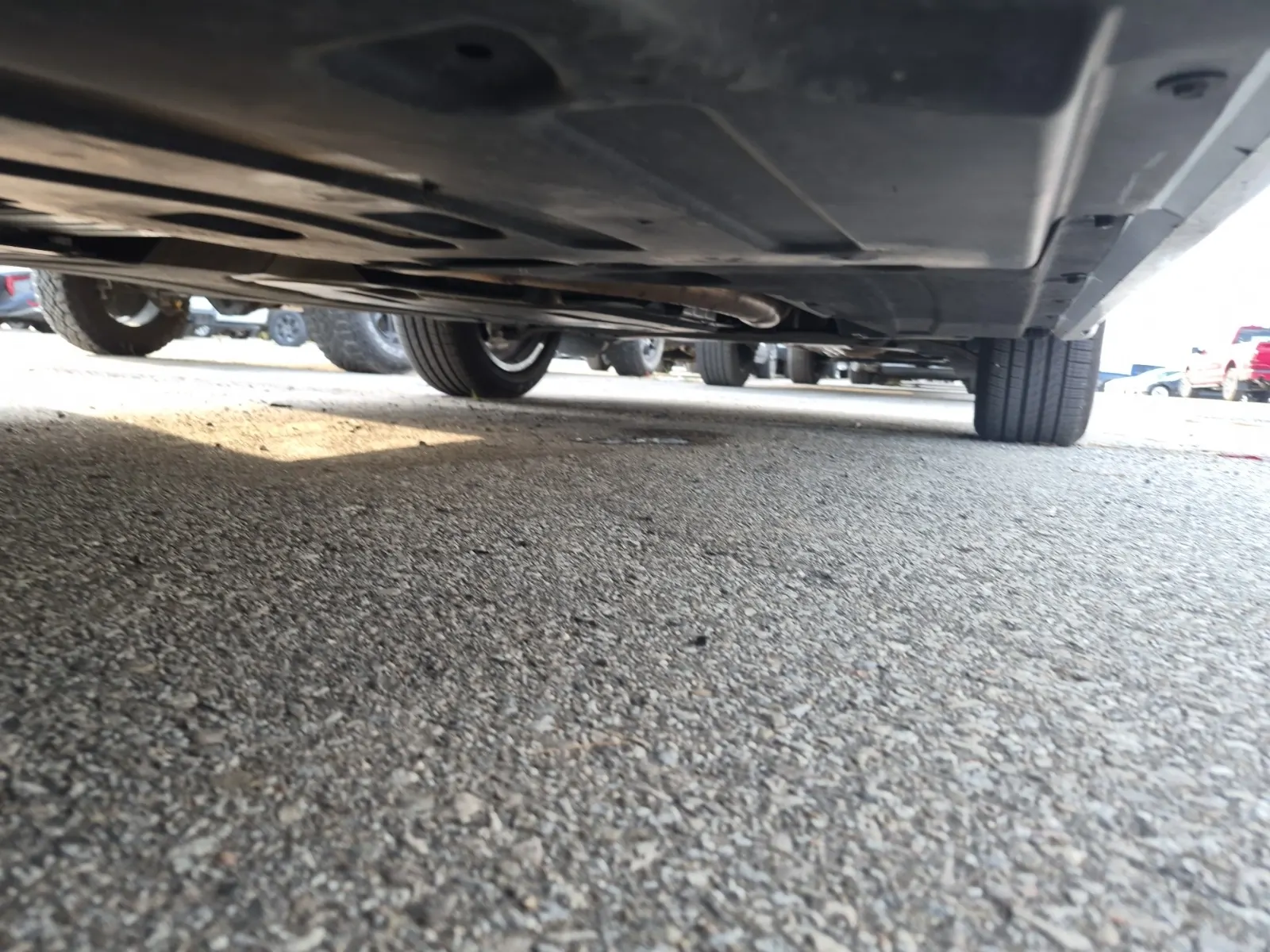Undercarriage - Passenger Photo