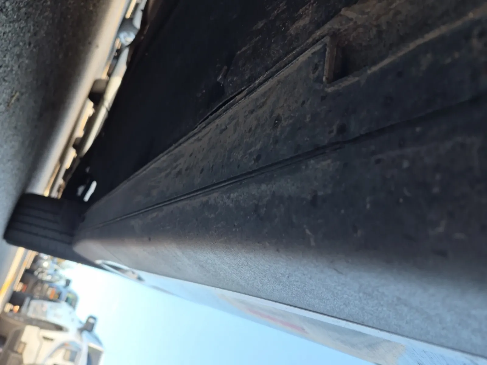 Undercarriage - Driver Photo