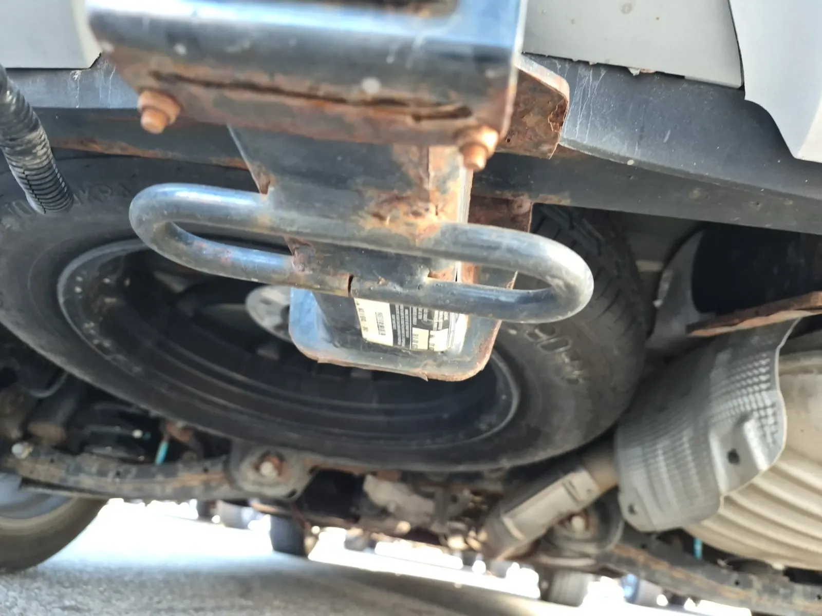 Undercarriage - Rear Photo