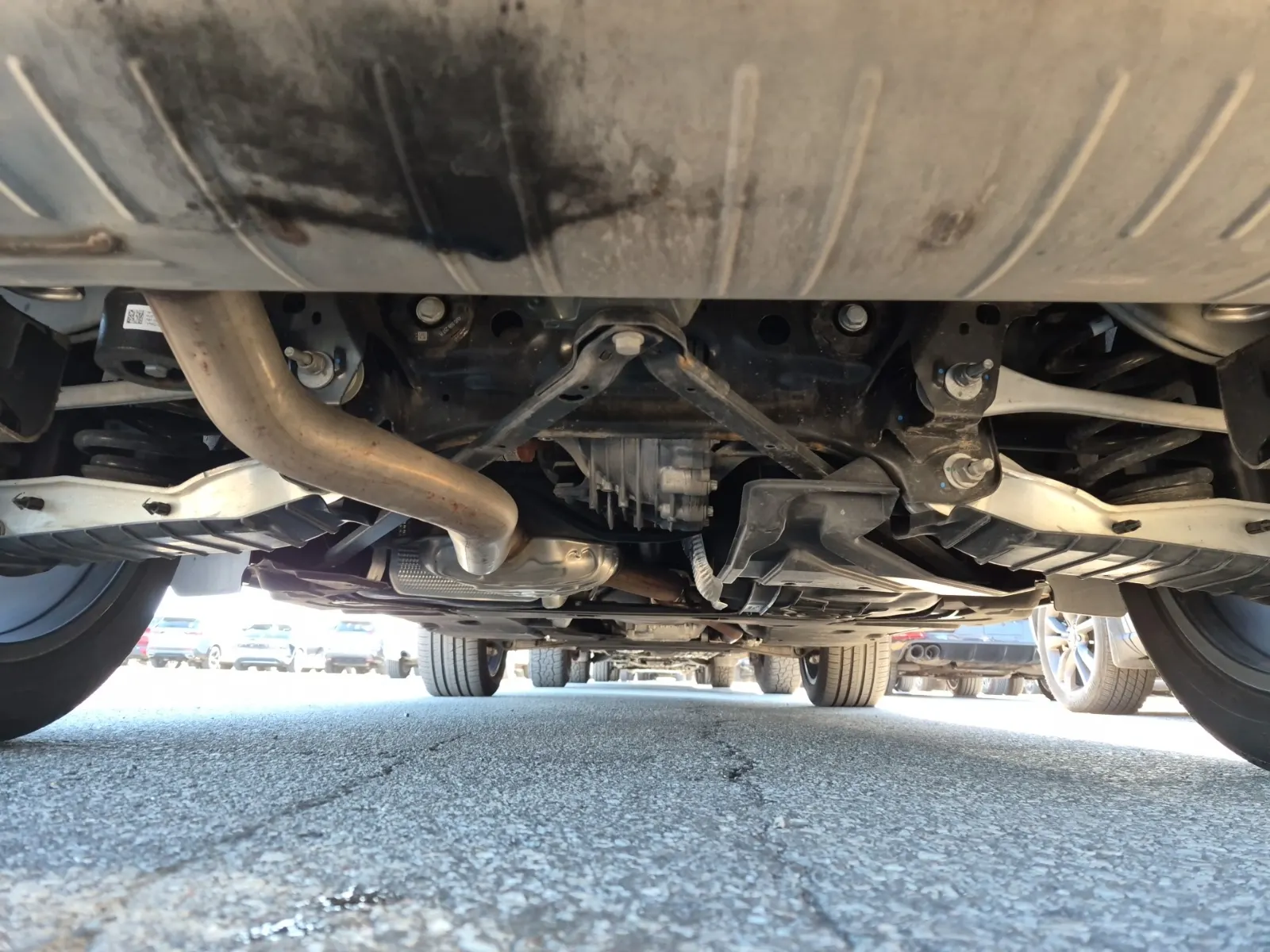 Undercarriage - Rear Photo