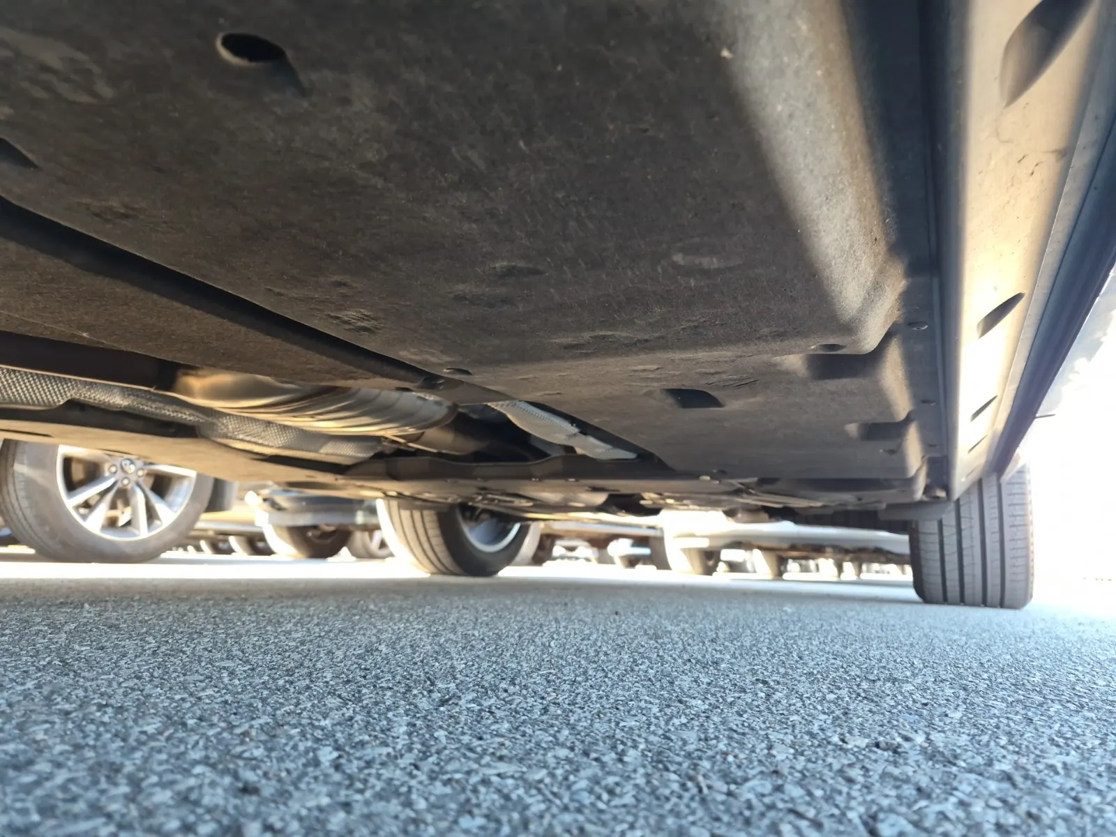 Undercarriage - Driver Photo