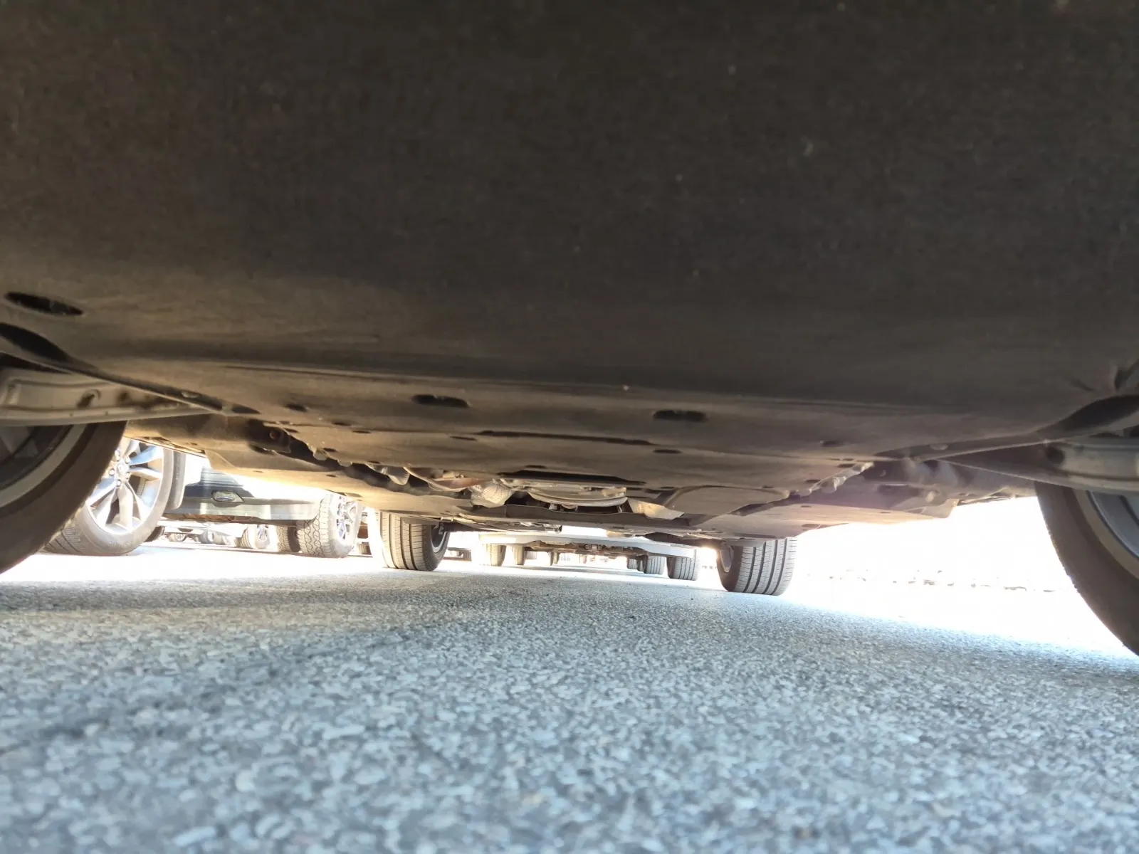 Undercarriage - Front Photo