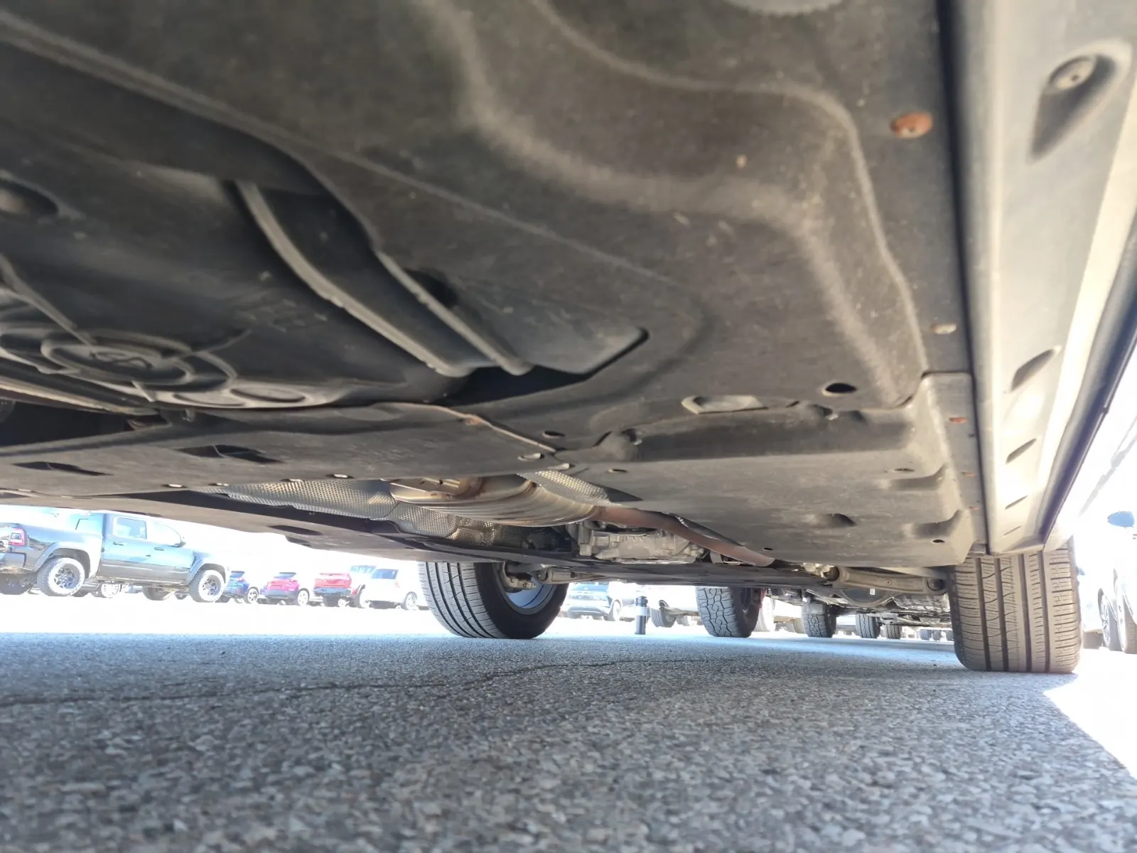 Undercarriage - Passenger Photo