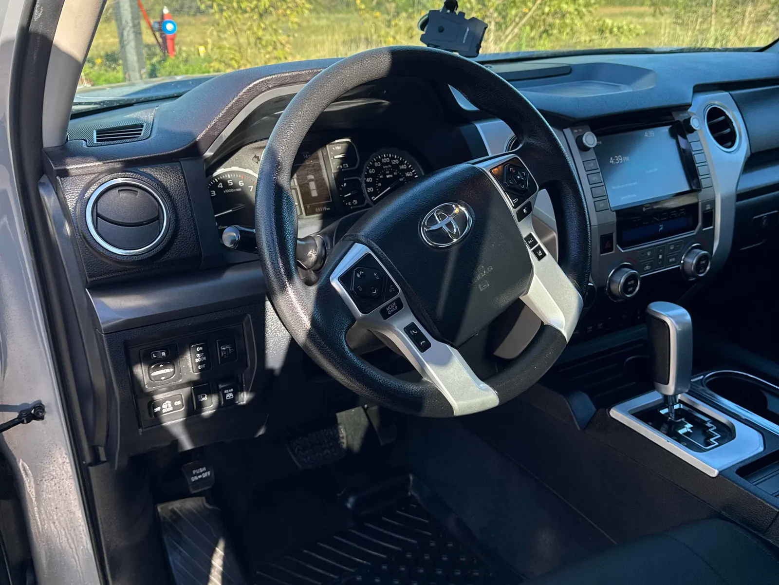 Interior driver side