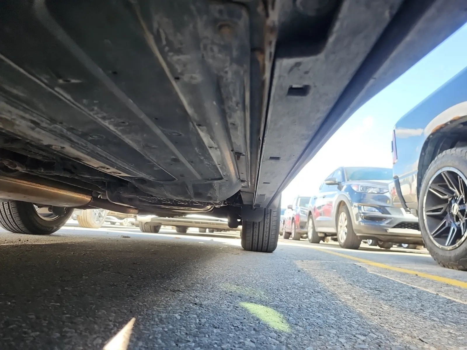 Undercarriage - Driver Photo