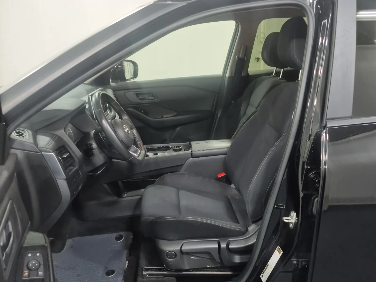 Front Interior Photo
