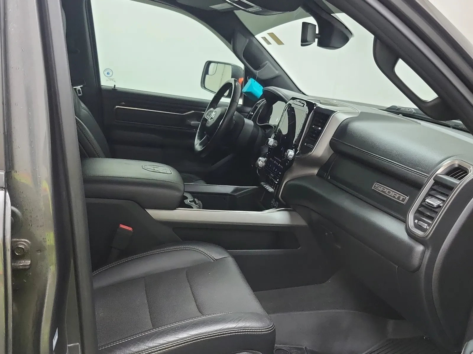 Right Side Interior Photo