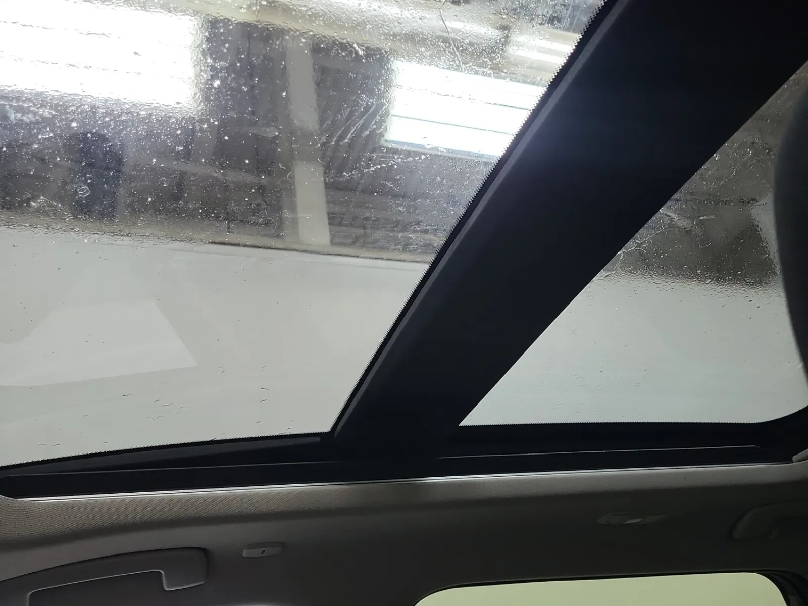 Interior Roof Photo