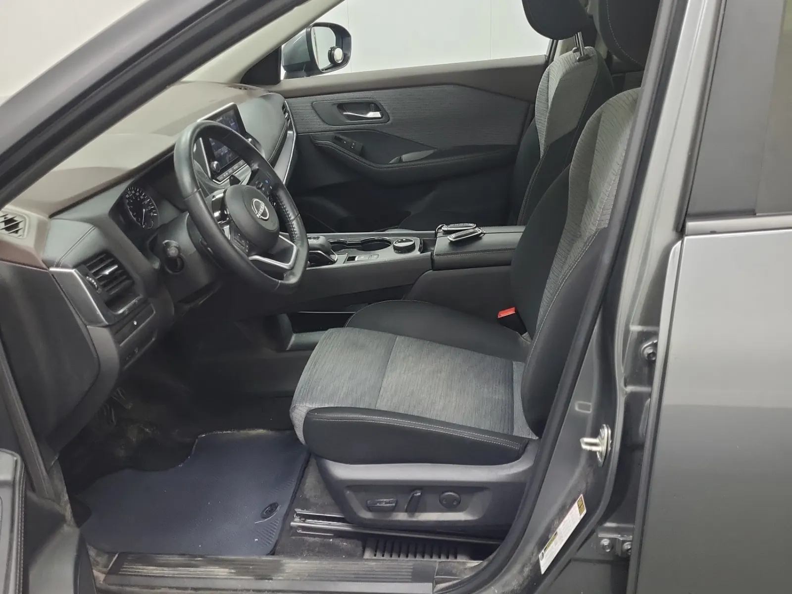 Front Interior Photo
