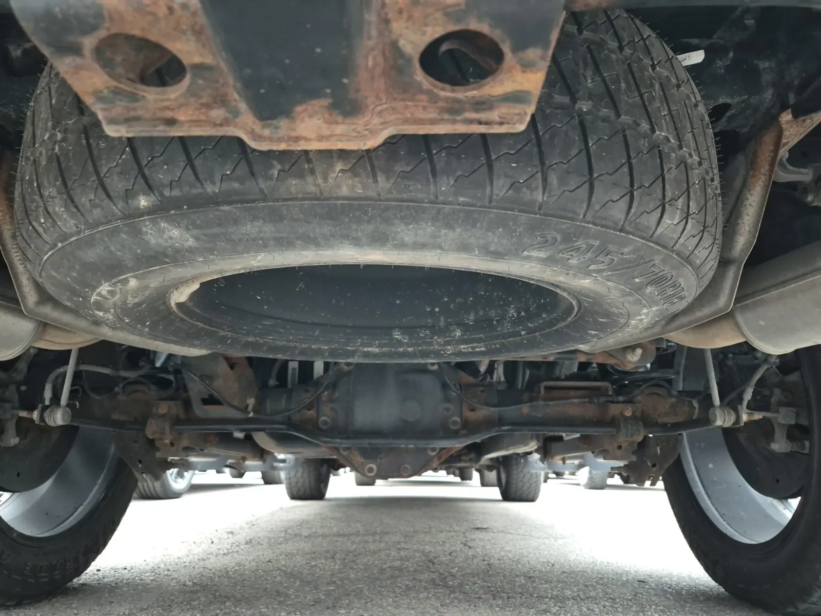 Spare Tire & Wheel Photo