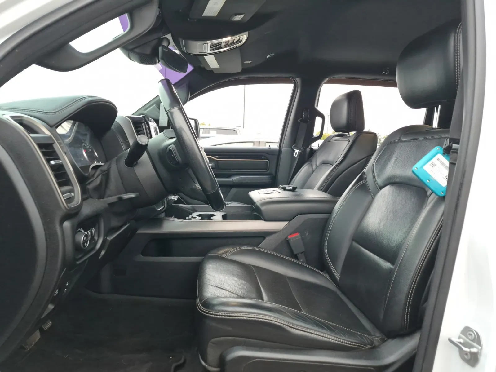 Front Interior Photo