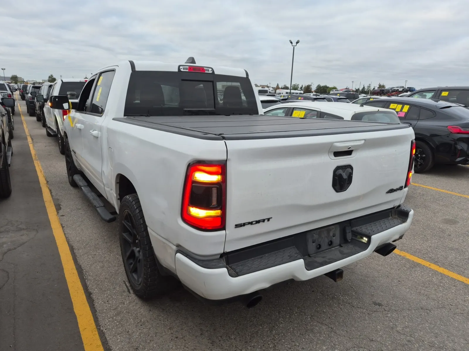 Driver Rear 3/4 Photo