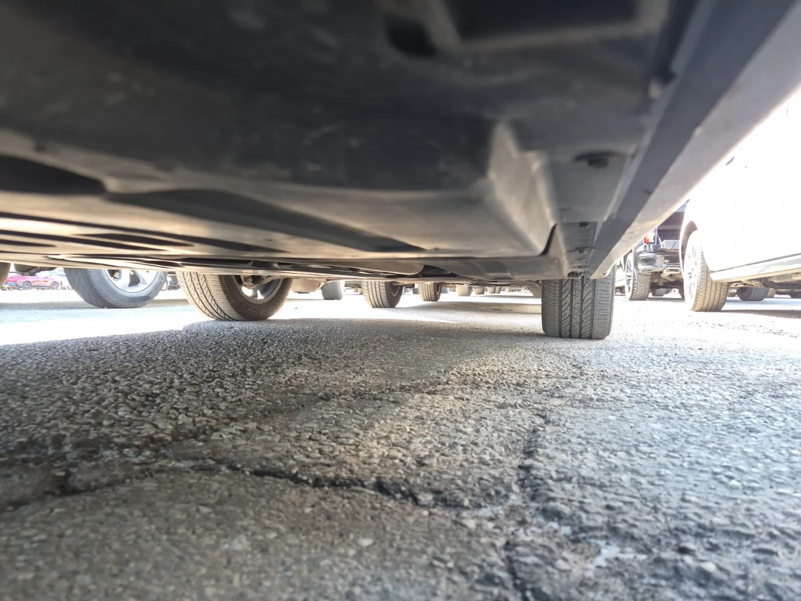 Undercarriage - Passenger Photo