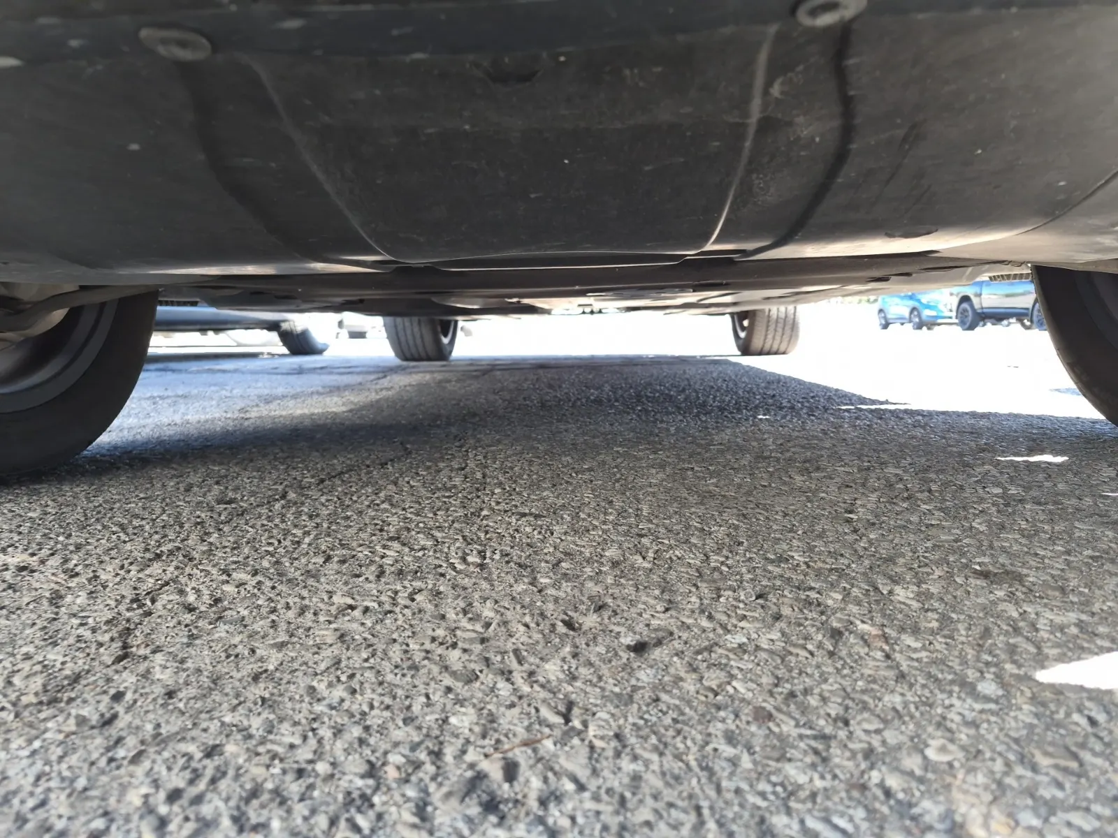 Undercarriage - Front Photo