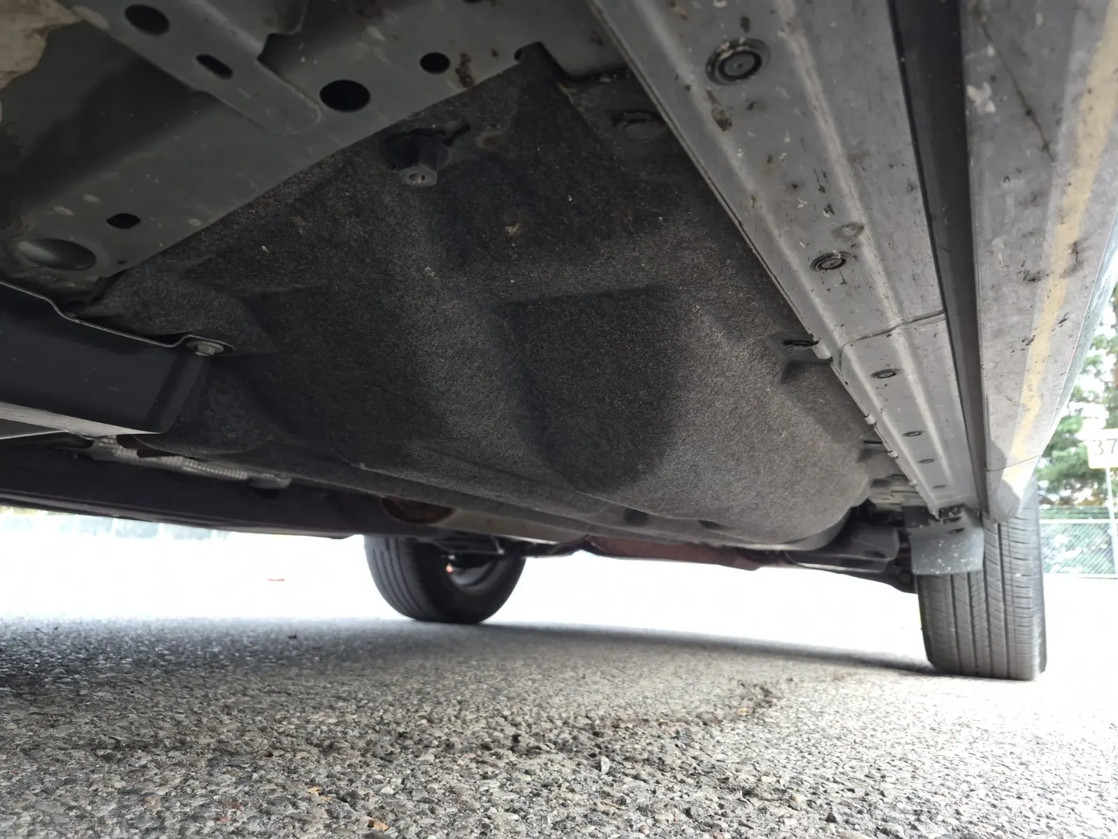 Undercarriage - Driver Photo