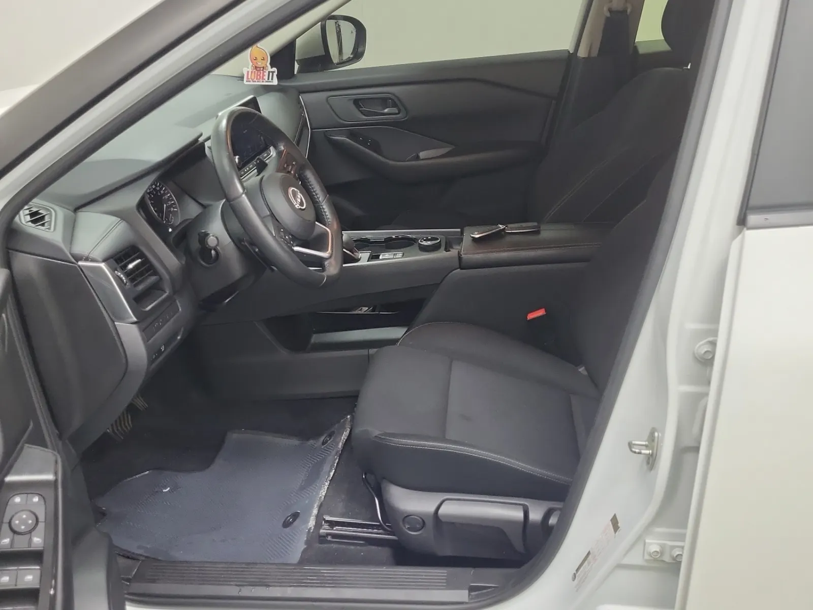 Front Interior Photo