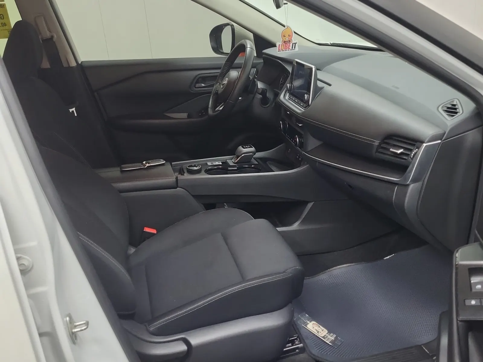 Right Side Interior Photo