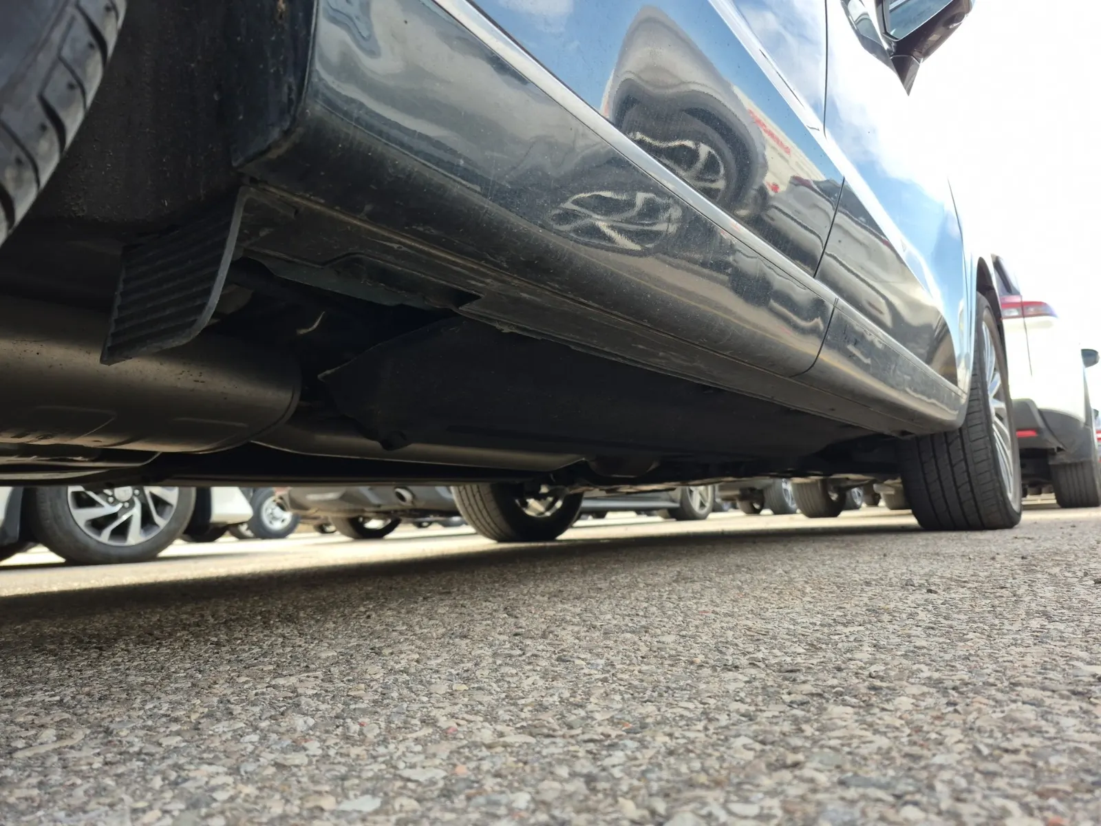 Undercarriage - Passenger Photo