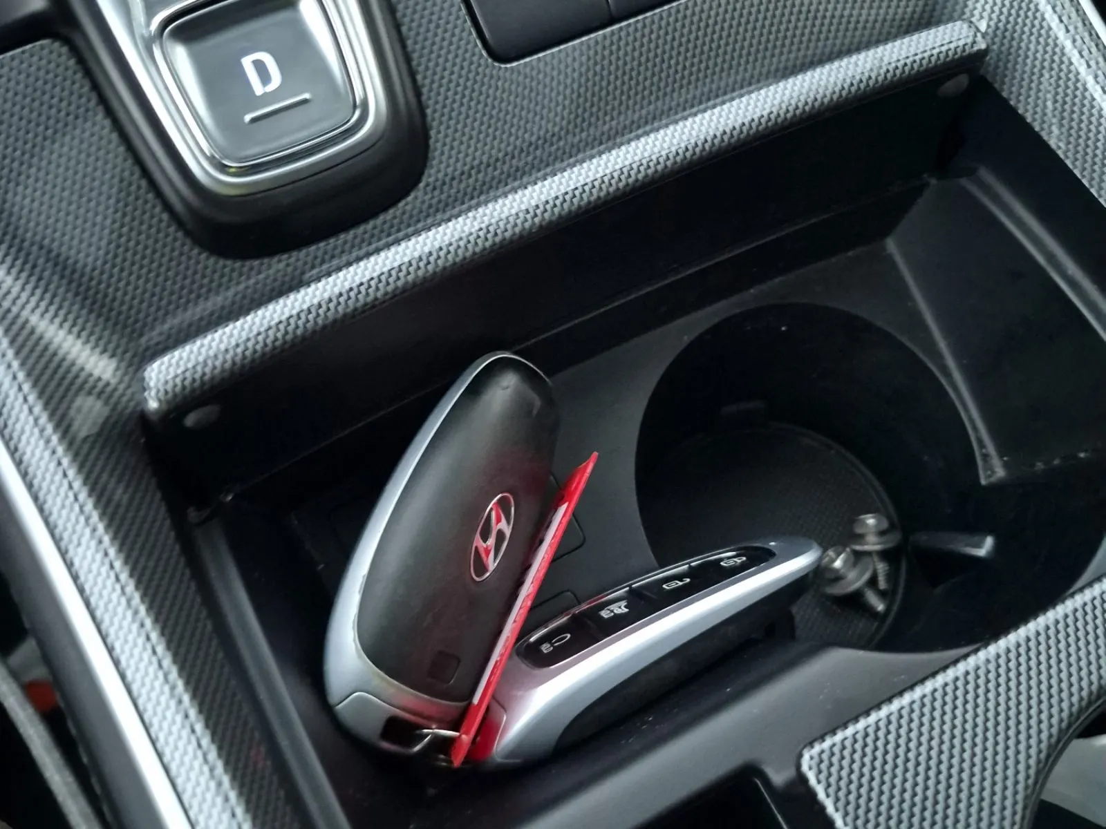 Keys/Fobs/Manual Photo