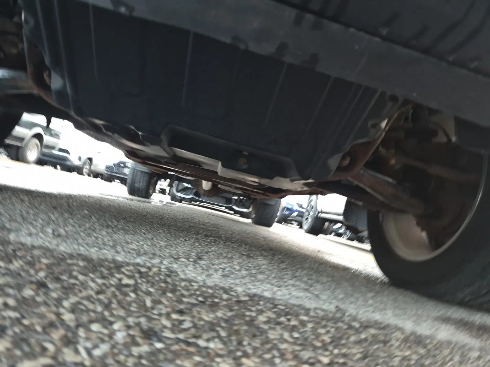 Undercarriage - Front Photo