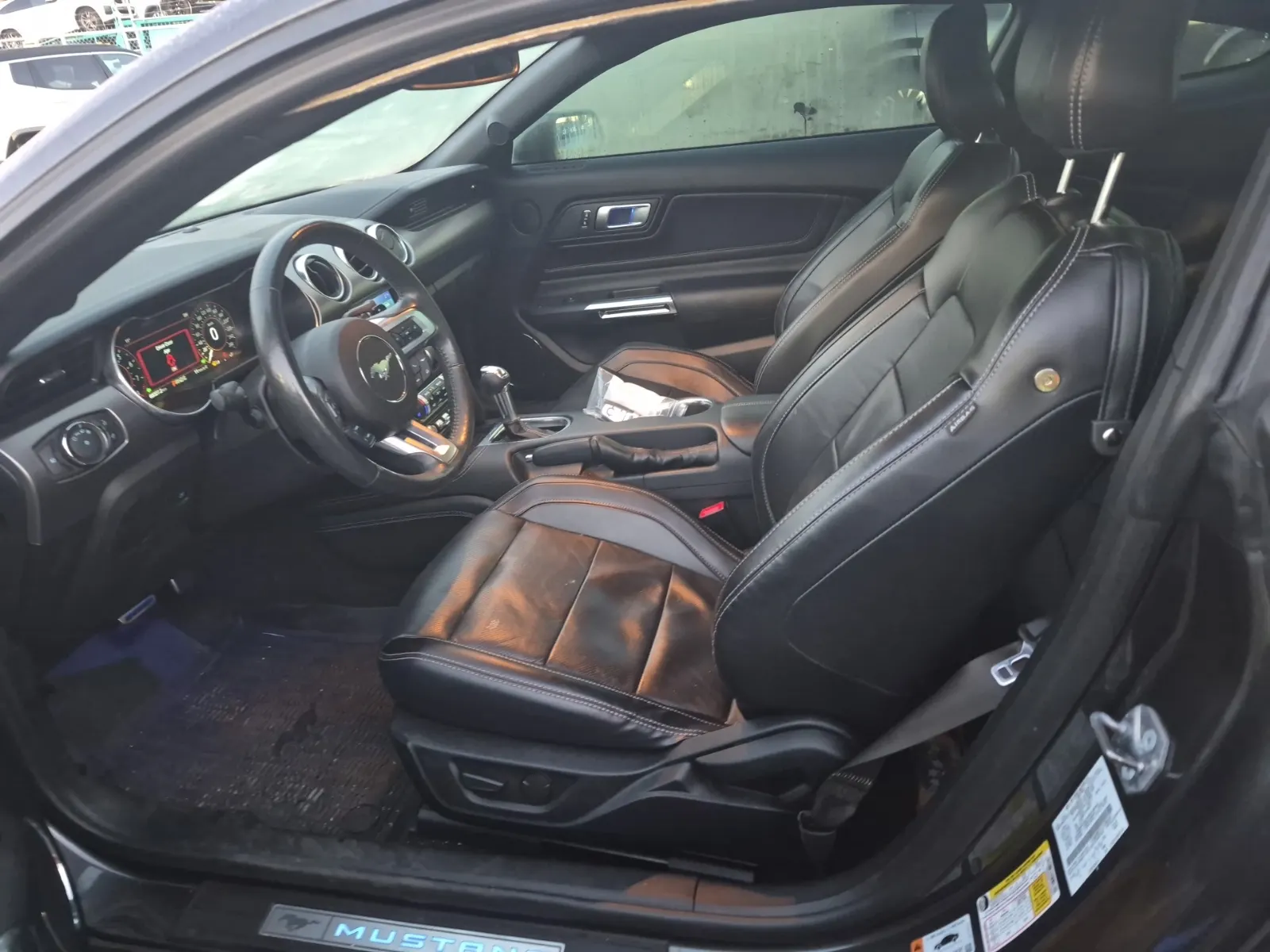Front Interior Photo