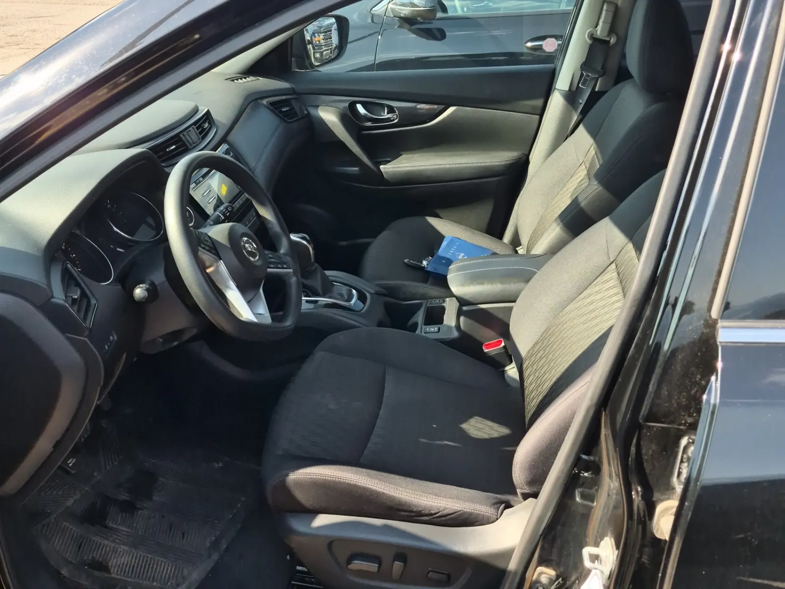 Front Interior Photo