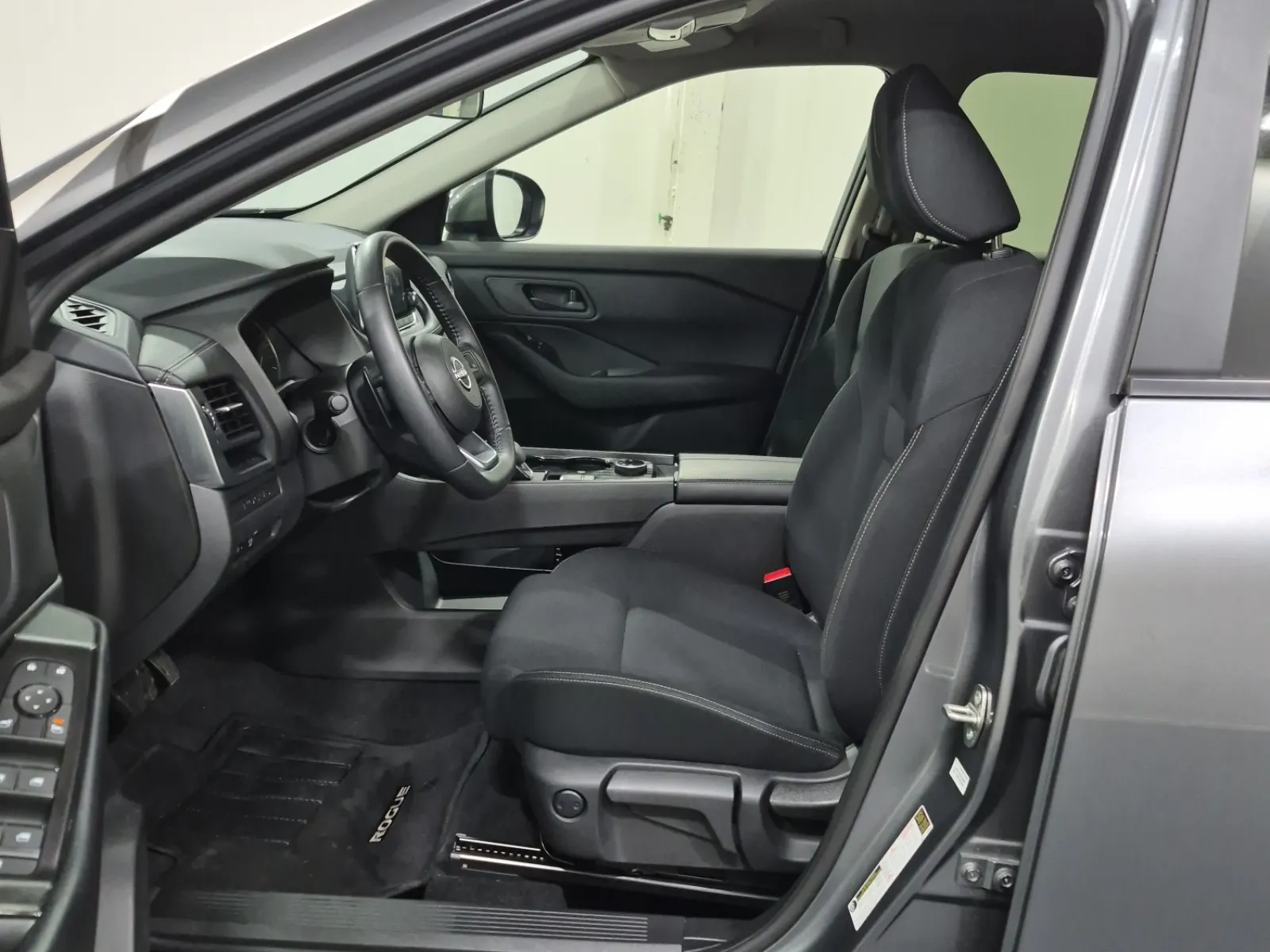 Front Interior Photo