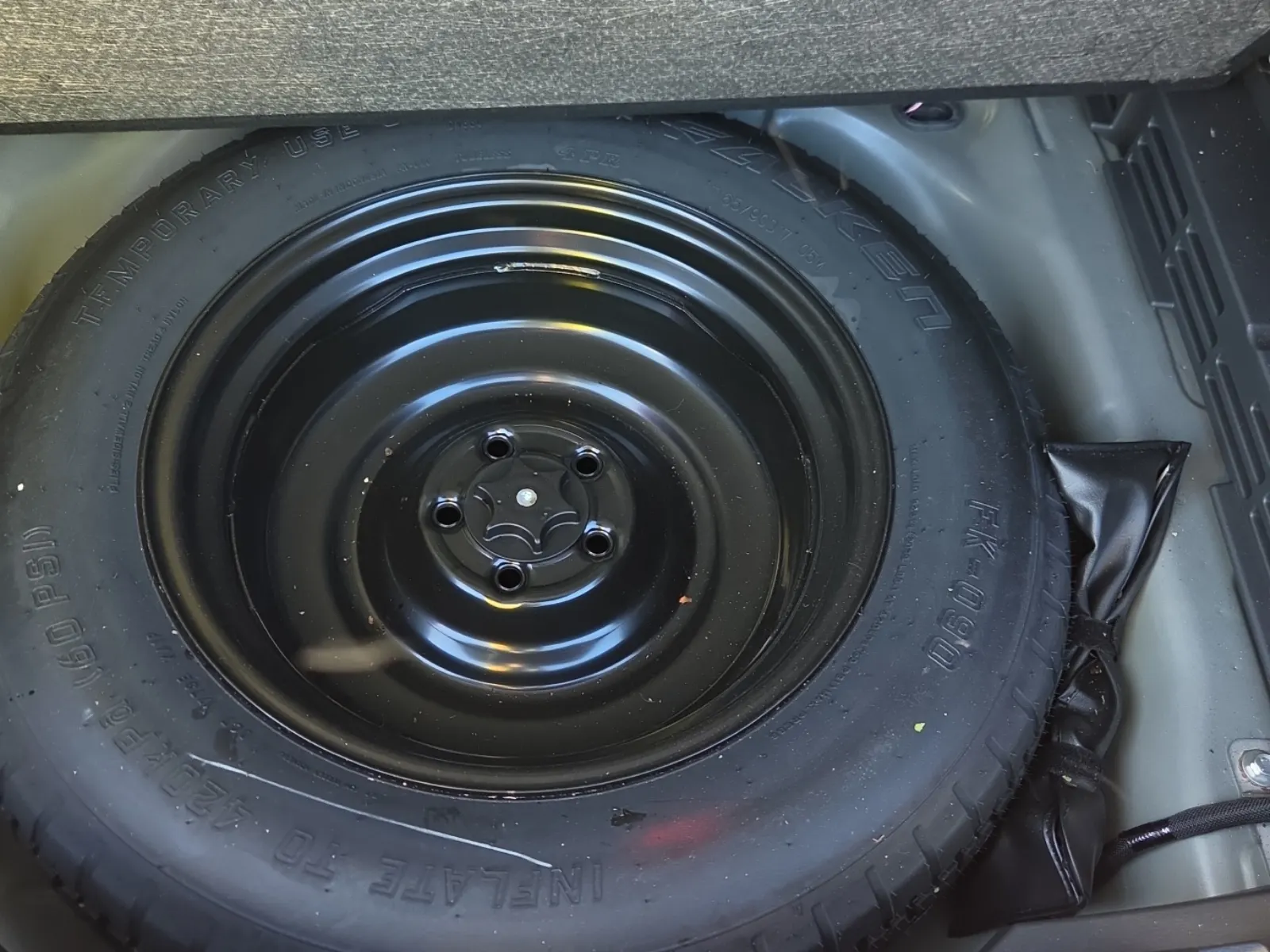 Spare Tire & Wheel Photo