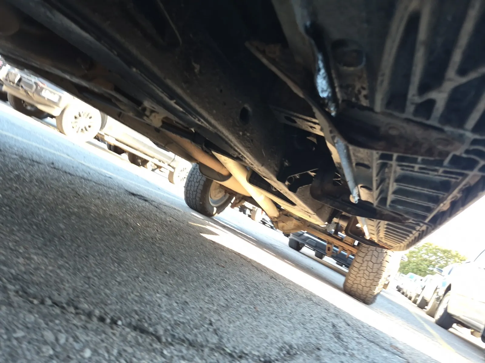 Undercarriage - Driver Photo