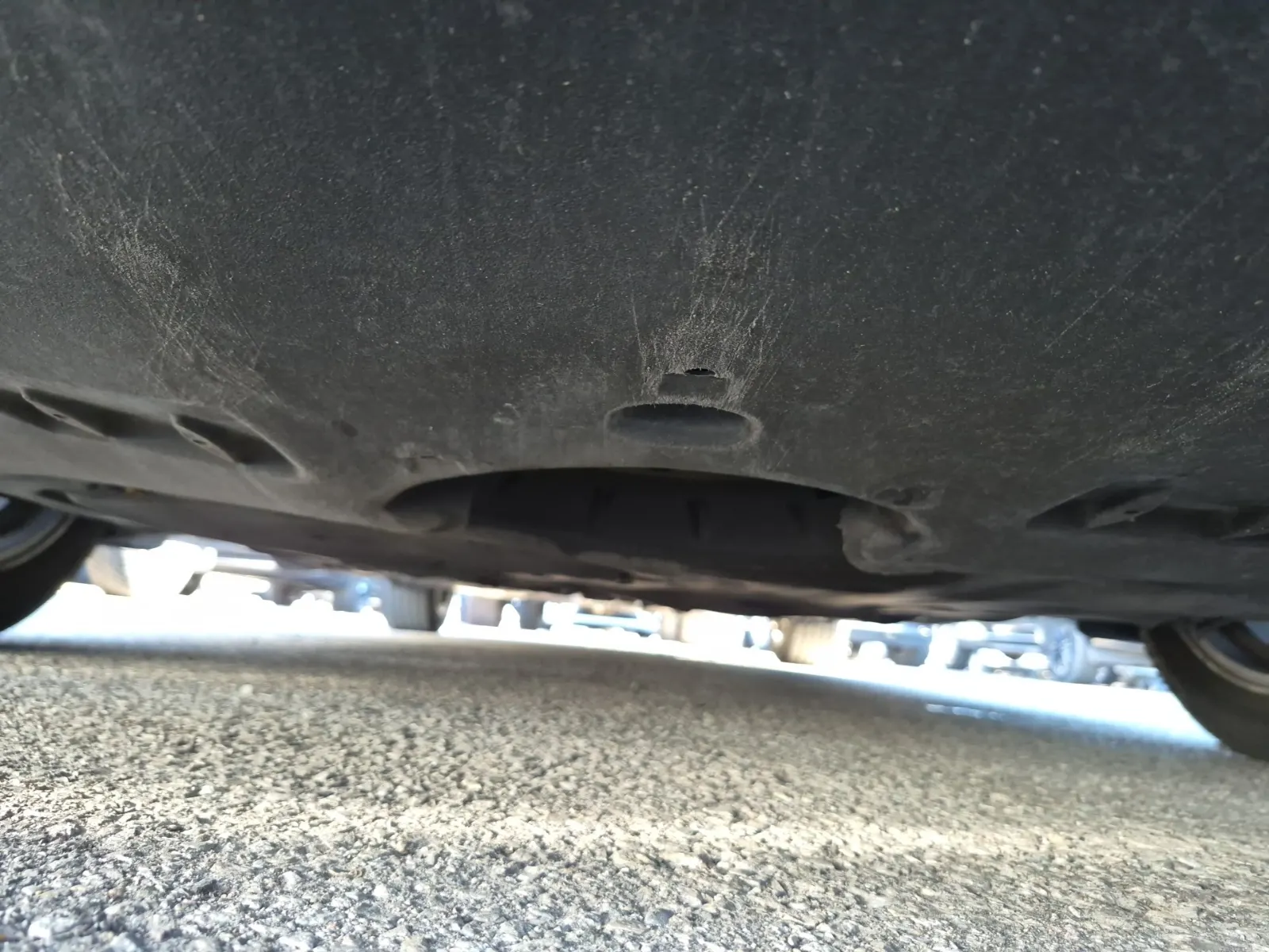 Undercarriage - Front Photo